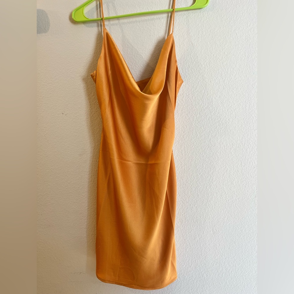 Miss Lola orange sundress